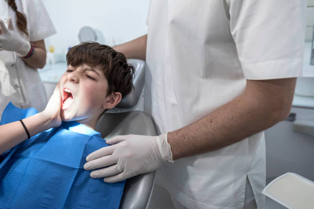 Best Broken or Cracked Tooth Emergency Dentist in Ingram, TX